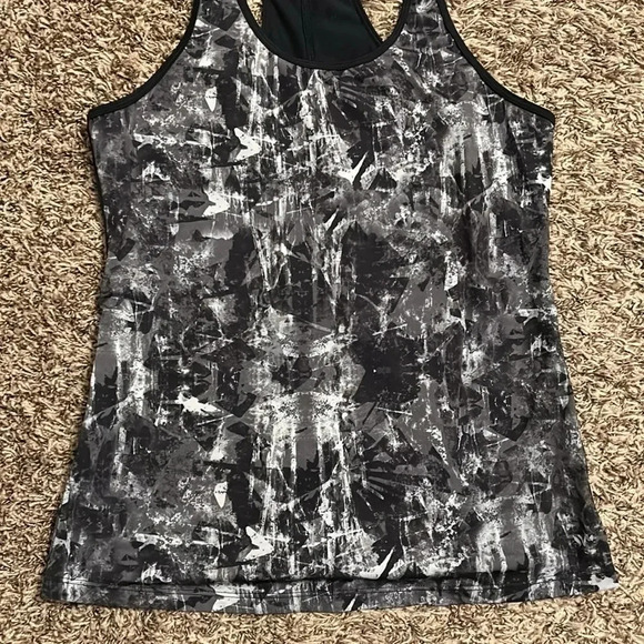 Forever 21 Workout Tank Top | Workout Shirt | Fitness Tank Top | Gym | Fitness - Picture 2 of 5